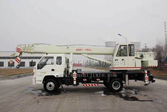 點(diǎn)擊查看詳細信息<br>標題：10噸汽車(chē)吊 閱讀次數：3155