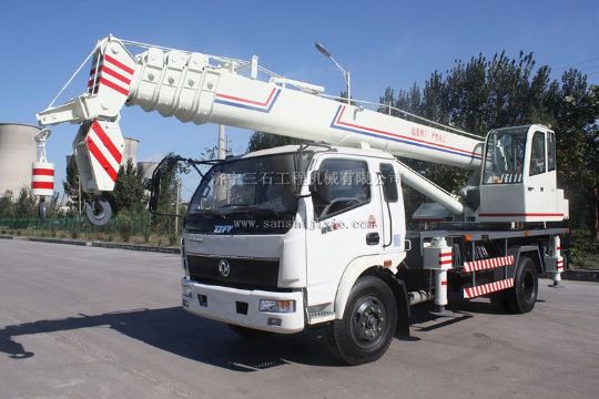 點(diǎn)擊查看詳細信息<br>標題：12-16噸汽車(chē)吊 閱讀次數：4256