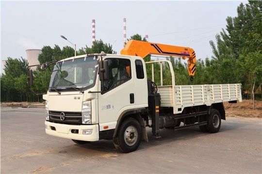 點(diǎn)擊查看詳細信息<br>標題：5噸凱馬隨車(chē)吊 閱讀次數：2508