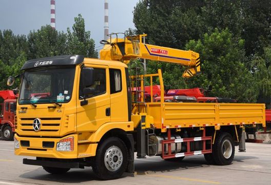 點(diǎn)擊查看詳細信息<br>標題：8噸大運隨車(chē)吊 閱讀次數：1980