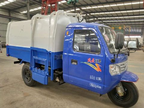 點(diǎn)擊查看詳細信息<br>標題：5方風(fēng)云二號垃圾車(chē) 閱讀次數：2170