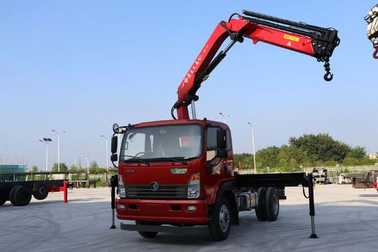 點(diǎn)擊查看詳細信息<br>標題：6.3噸折臂吊 閱讀次數：2760