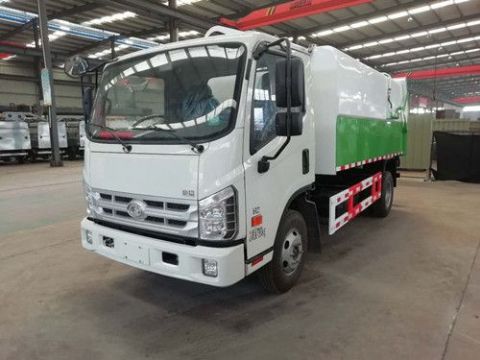 點(diǎn)擊查看詳細信息<br>標題：9方柴油垃圾車(chē) 閱讀次數：3364
